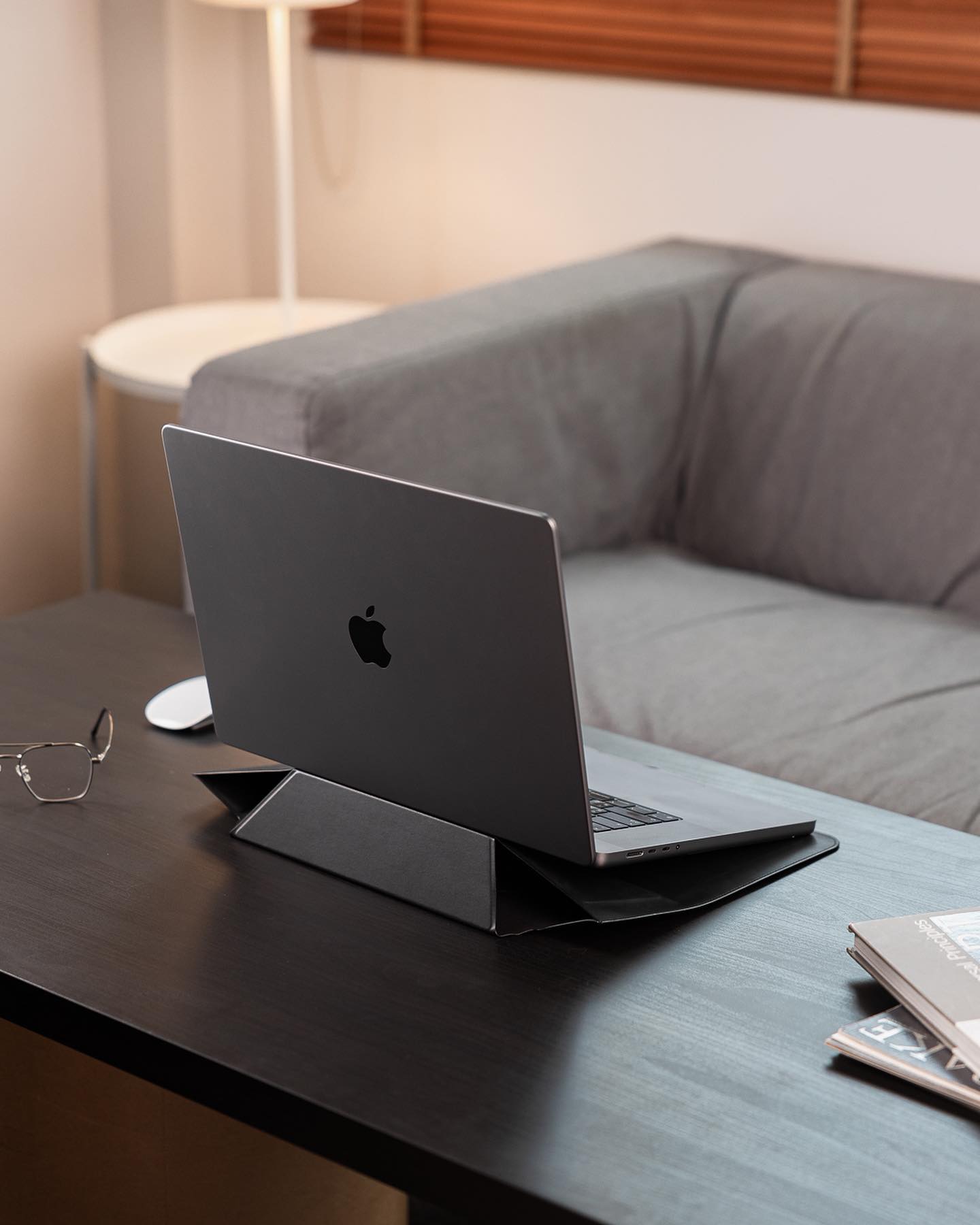 Moft Sleeve - eine Laptoptasche mit integriertem Ständer